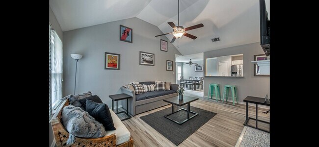 Photo - 3314 Stone Cave House