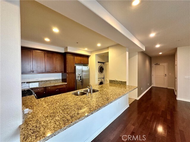 Foto principal - 629 Traction Ave