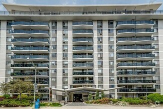 Building Photo - 20 Shallmar Blvd