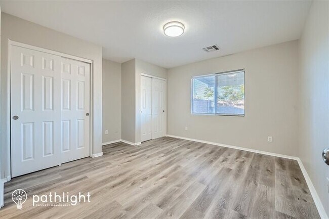 Foto del edificio - 11208 W Devonshire Avenue, Phoenix, AZ, 85037