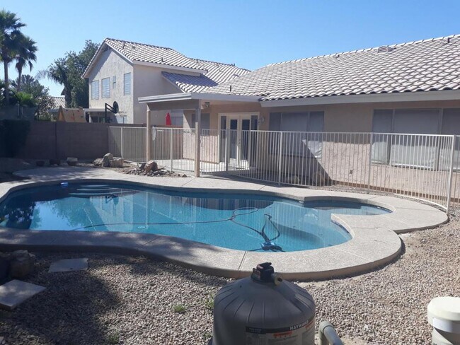 Photo - 1321 W Canary Way House