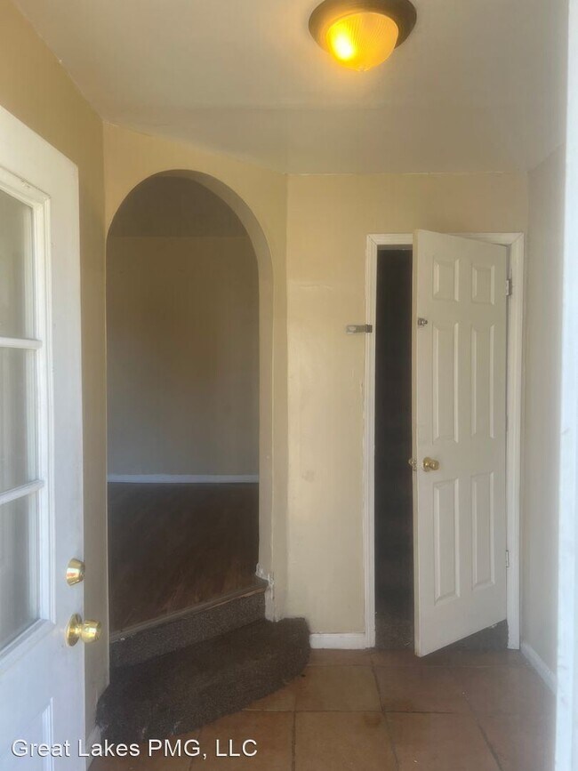 Building Photo - 3 br, 2.5 bath House - 16595 Ardmore