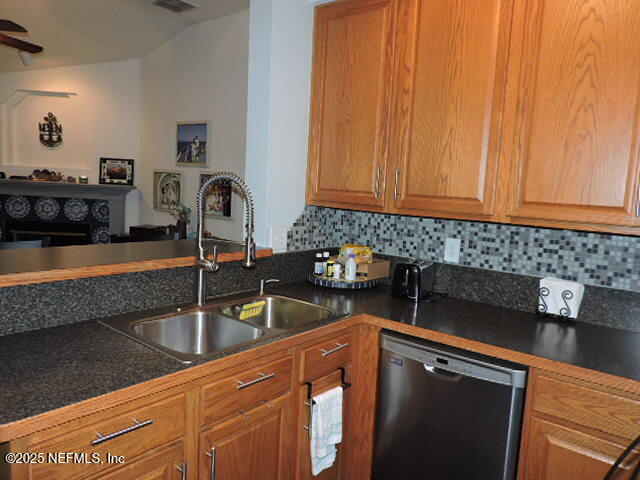 Foto del edificio - 1701 Covington Ln