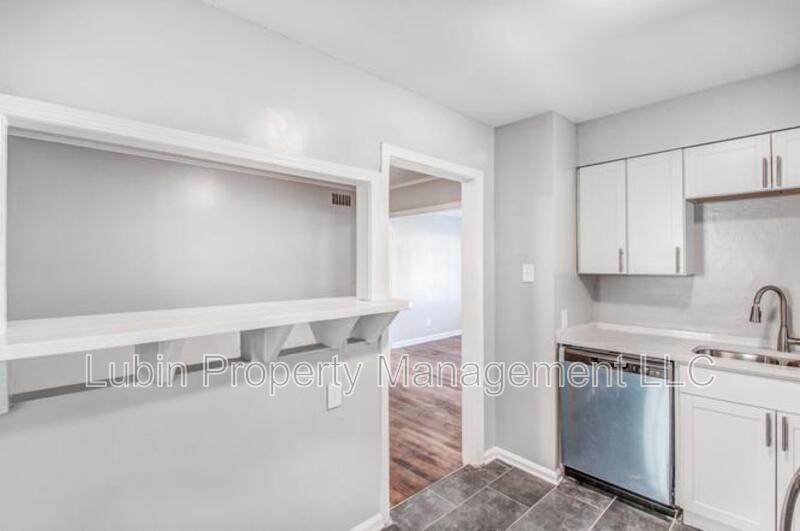 Foto del edificio - 3827 S Goodman Cir