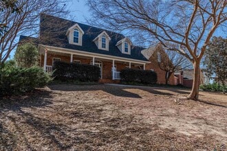 Building Photo - 611 Bay Laurel Cir