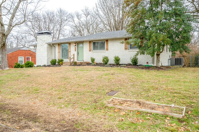 vista de la calle - 539 Northcrest Dr