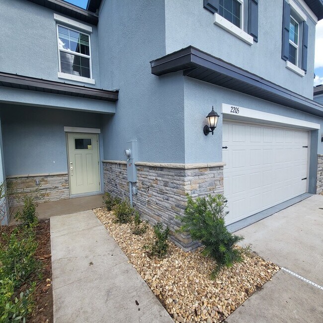 Foto del edificio - Brand New Townhome For Rent in Cypress Ranch