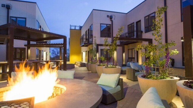 Foto del edificio - 3372 W 38th Ave