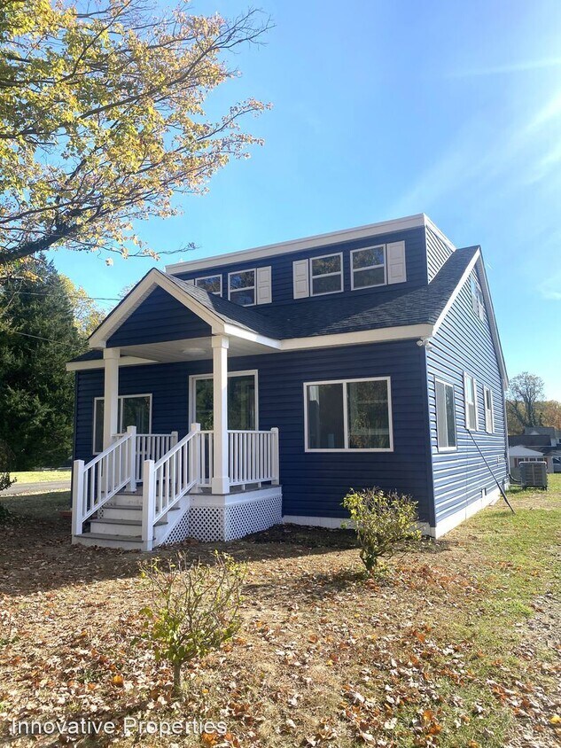 Primary Photo - 3 br, 2 bath House - 373 Forest Beach Road
