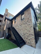 Building Photo - 3651 N Damen Ave