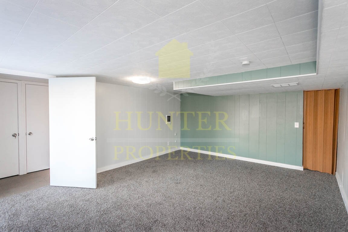 11225 E 20th St S, Independence, MO 64052 Townhouse for Rent in