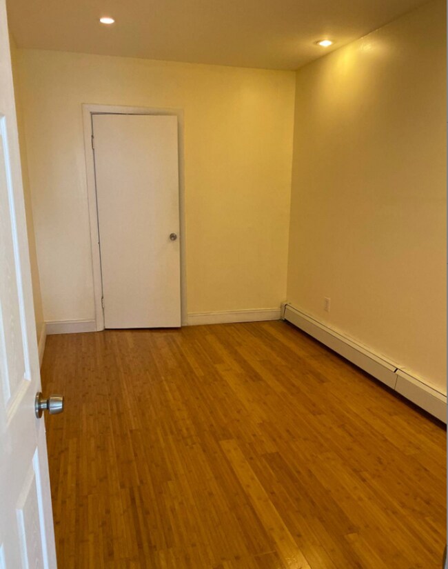 Foto del edificio - 212 Maverick St