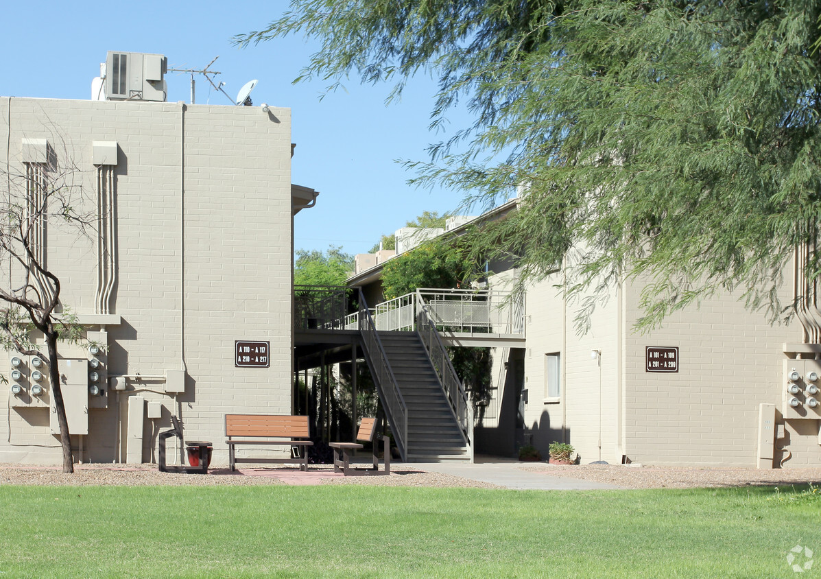 Foto del edificio - Consolidated Cooperatives of Scottsdale East