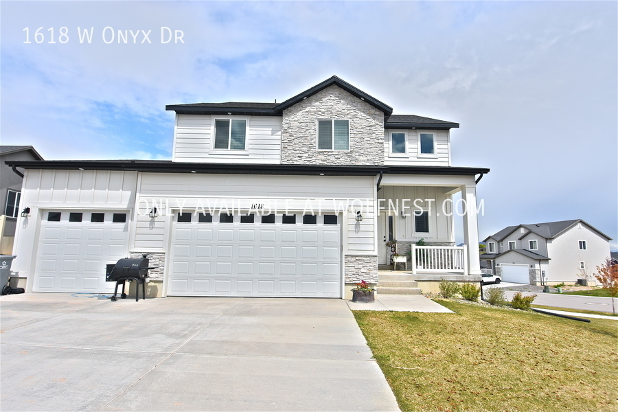 Foto principal - Gorgeous 4 Bed Santaquin Home!