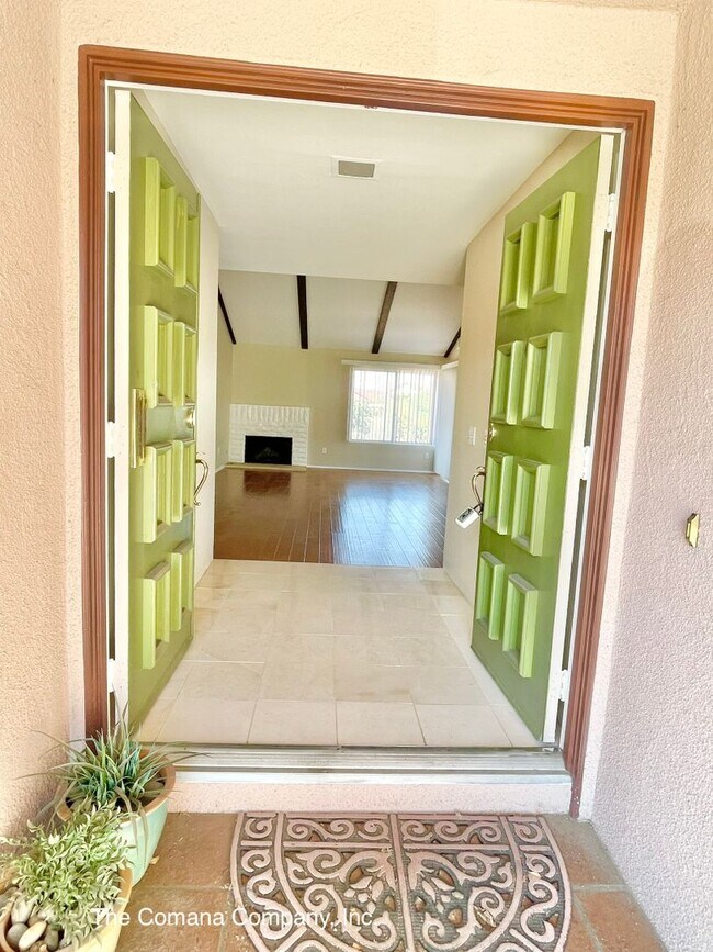 Foto del edificio - Fantastic location 3 bedroom 2 bath