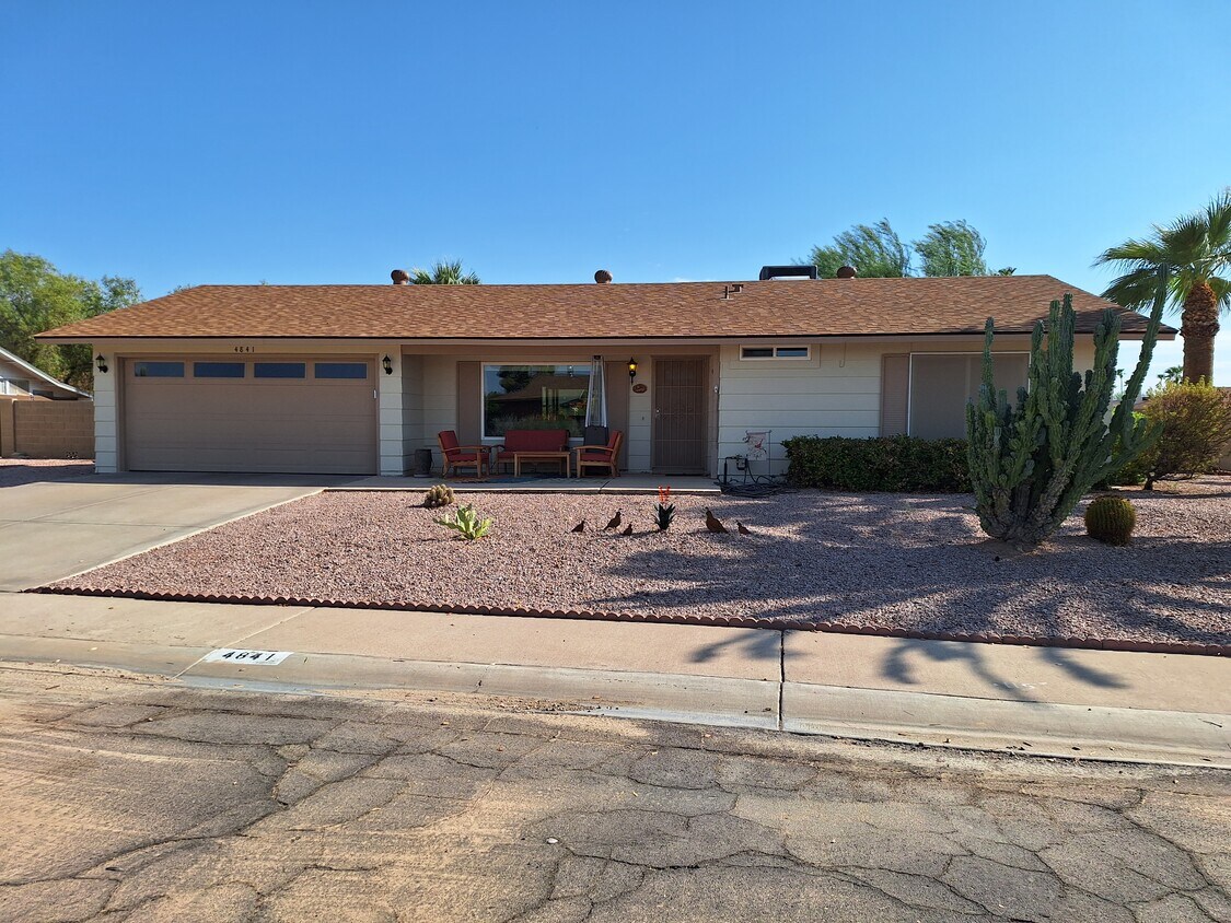 4841 E Magic Stone Dr, Phoenix, AZ 85044 House Rental in Phoenix, AZ
