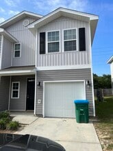 Building Photo - 171 Iron Horse Dr E