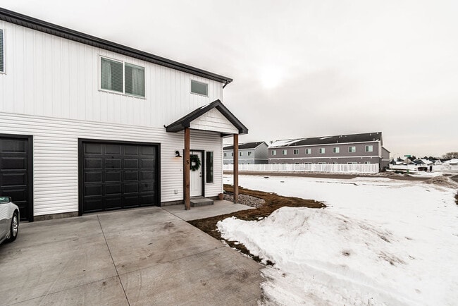 Building Photo - 165 Anderson Road