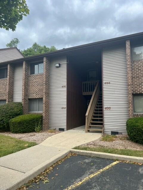 Primary Photo - 406 Heine Ave