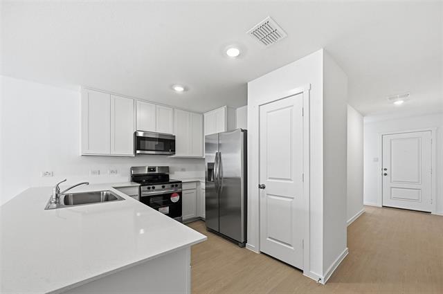 Building Photo - 6513 Glade St