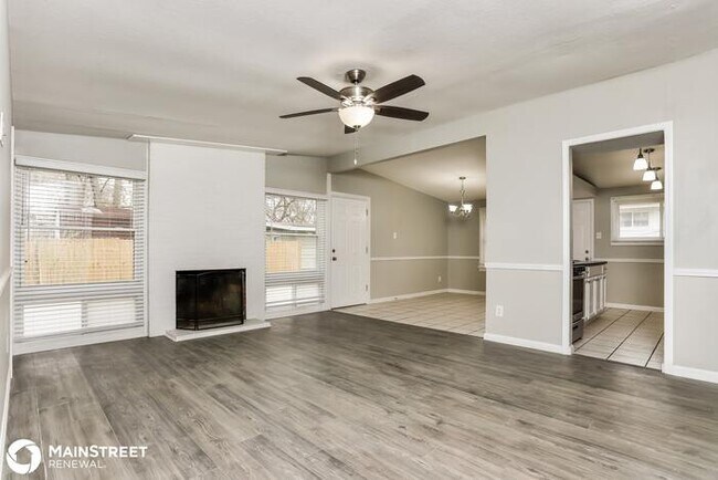 Foto del edificio - 955 ROBINWOOD DR, FLORISSANT, MO 63033