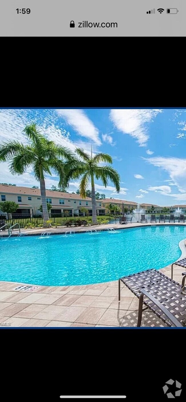 Bonita Golf Club Villas Apartments for Rent with Hardwood Floors