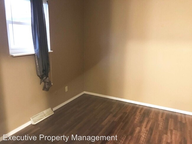 Building Photo - 1602 Amblewood Dr