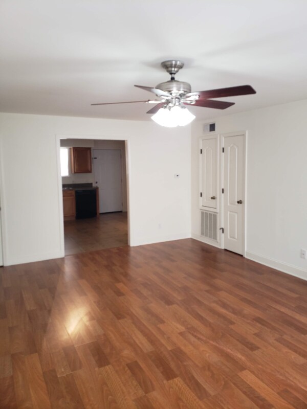 Foto del edificio - 1616 Hickory Ave