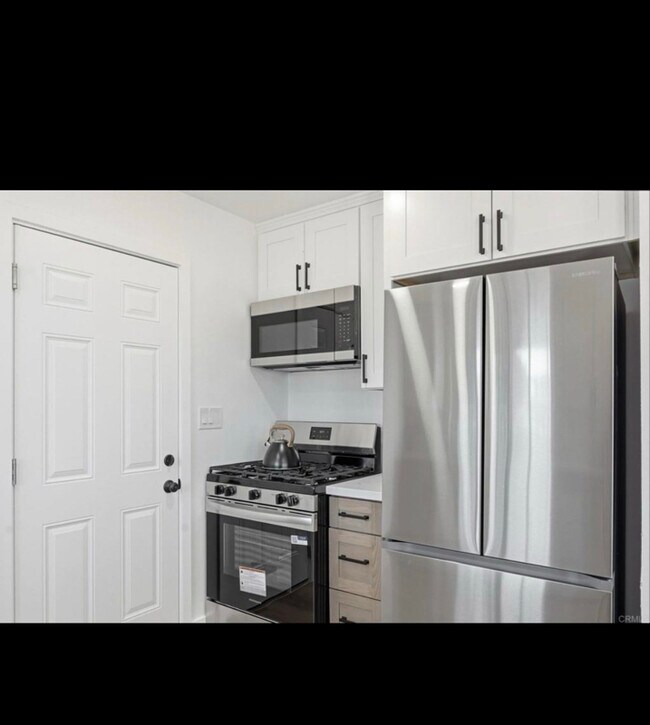 Building Photo - 702 Oaklawn Ave