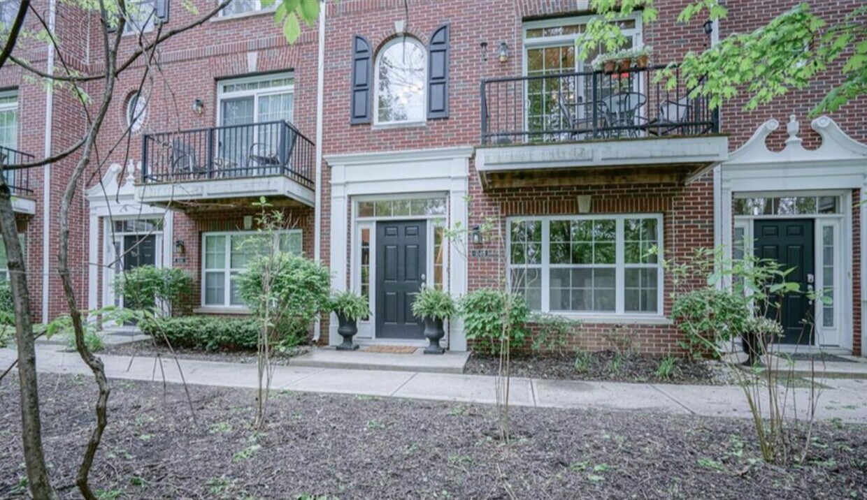 1040 3rd Ave NW, Carmel, IN 46032 Townhome Rentals in Carmel IN
