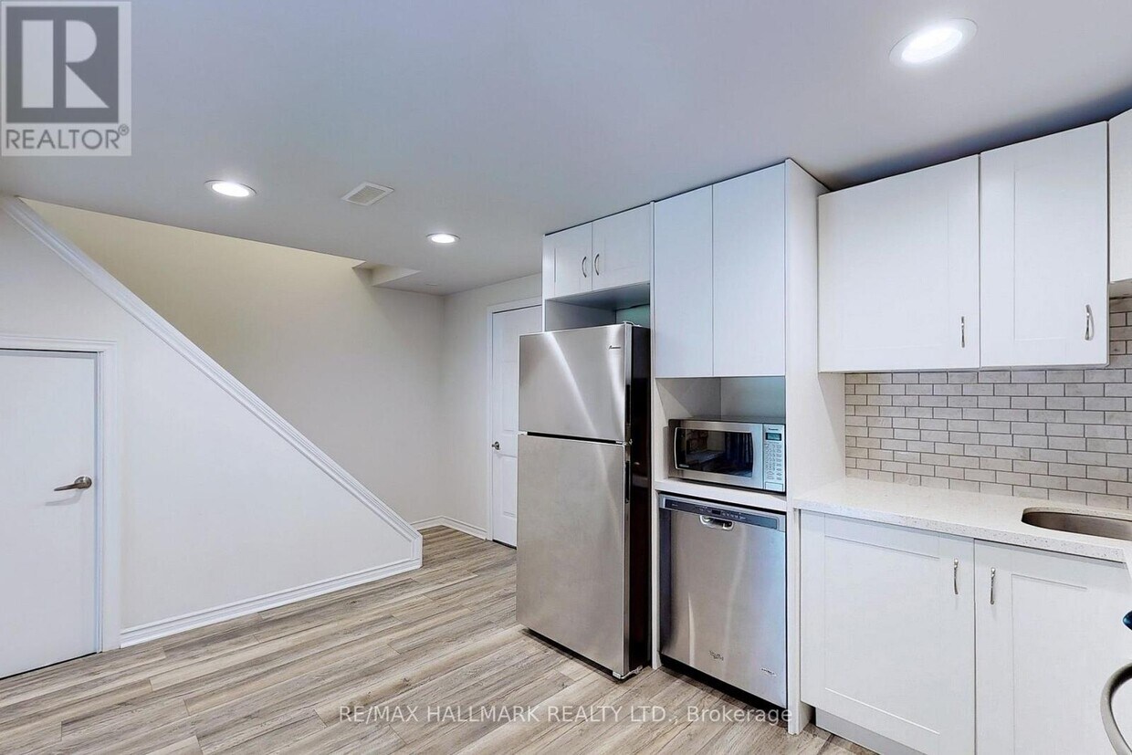 Photo du bâtiment - 63 Hillview Dr