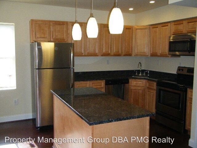 Primary Photo - 569 N 20th St