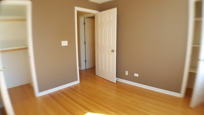 Foto del edificio - 4017 N Troy St