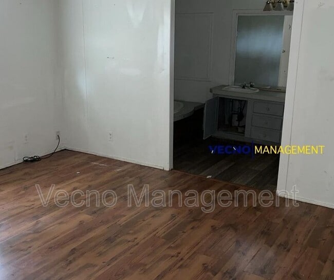 Foto del edificio - 201 S Preston Rd