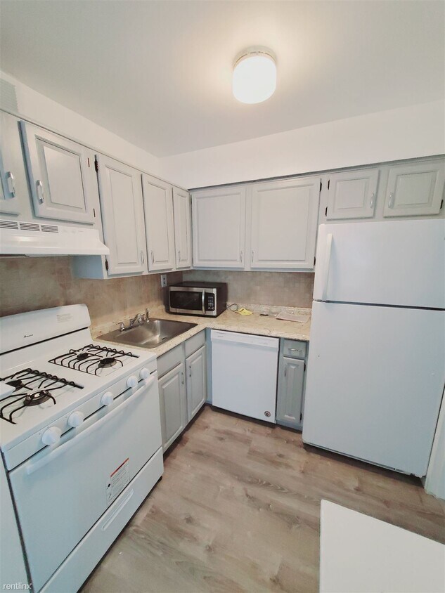 Primary Photo - 1 br, 1 bath Condo - 125 Prospect St