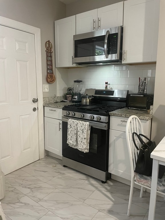 Foto del edificio - 86 Oak St