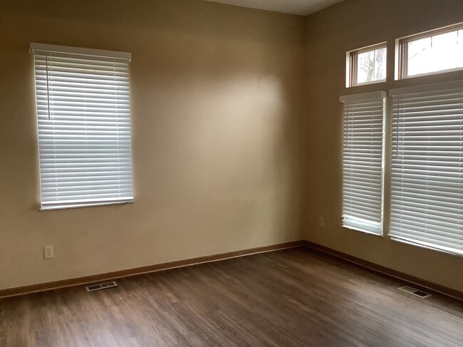 Building Photo - 4391 Deveron Court