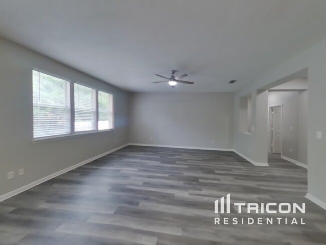 Building Photo - 86550 Cartesian Pointe Dr