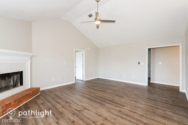 Building Photo - 3 br, 2 bath House - 227 Taylor Circle UNIT