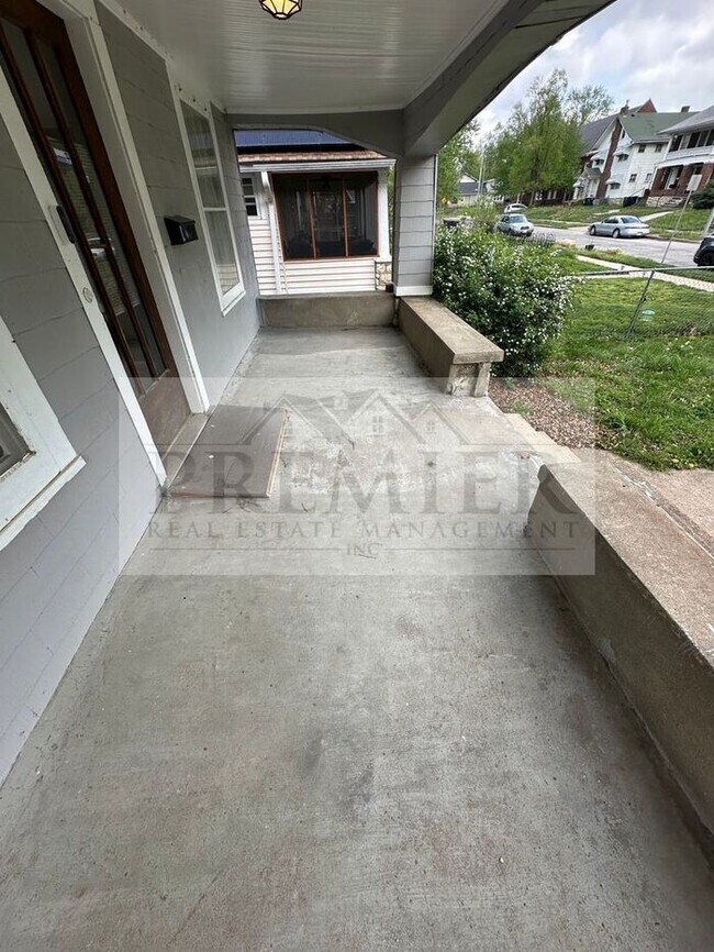 Foto del edificio - 5618 Forest Ave