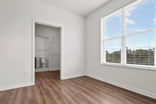 Foto del edificio - The Flats at Carriage Commons