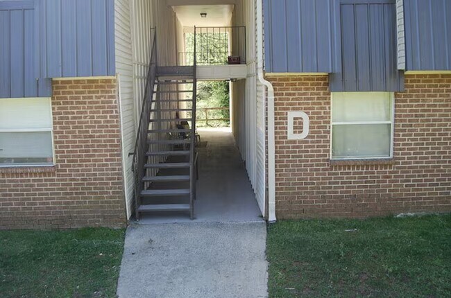 Foto del edificio - 1130 Old Mt Carmel Rd