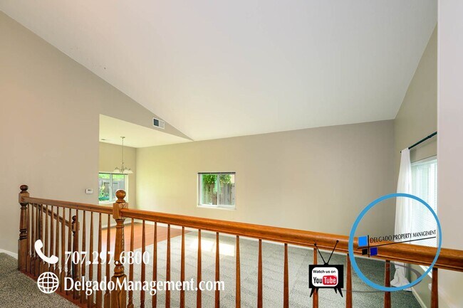 Building Photo - Benicia! Large Southampton home available now