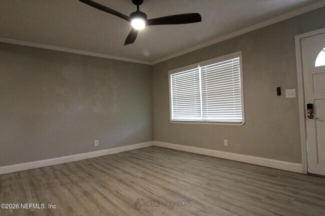 Foto del edificio - 2150 Leon Rd