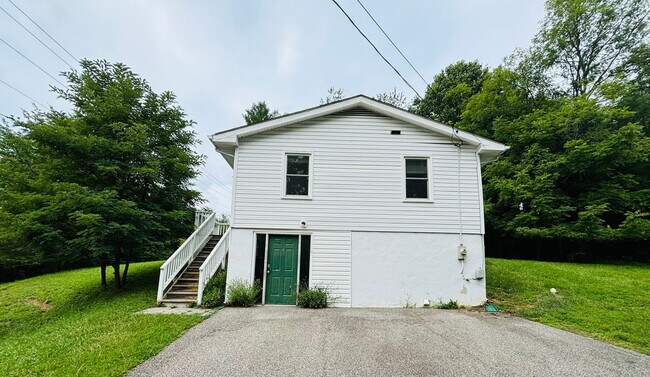 Foto del edificio - 1480 Boxwood Dr