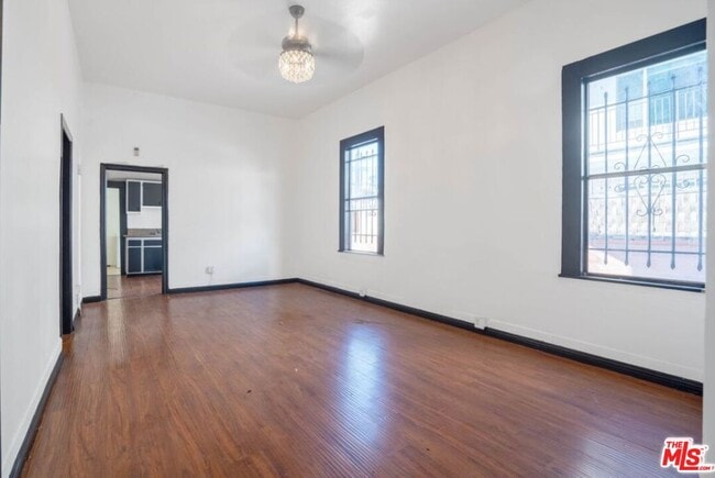 Foto del edificio - 955 S Ardmore Ave