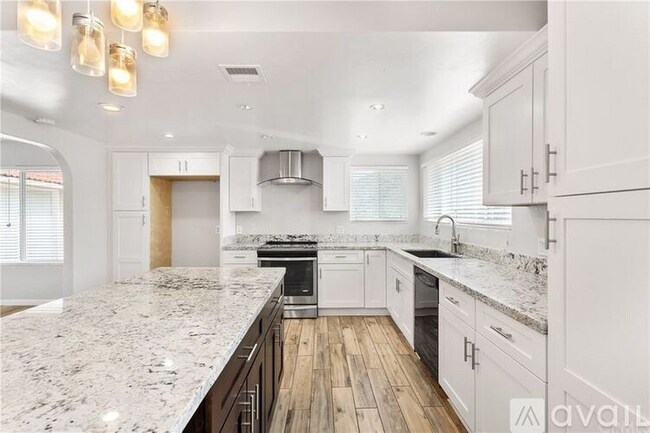 Building Photo - 29280 Mammoth Pl