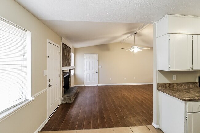 Foto del edificio - 119 Richard Way