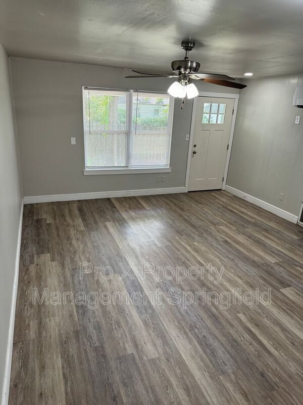 Building Photo - 1617 N Jefferson Ave