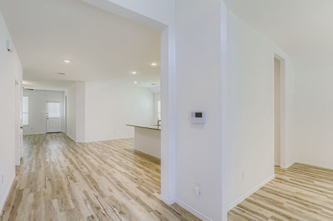 Foto del edificio - 3523 Britton Burrow Way